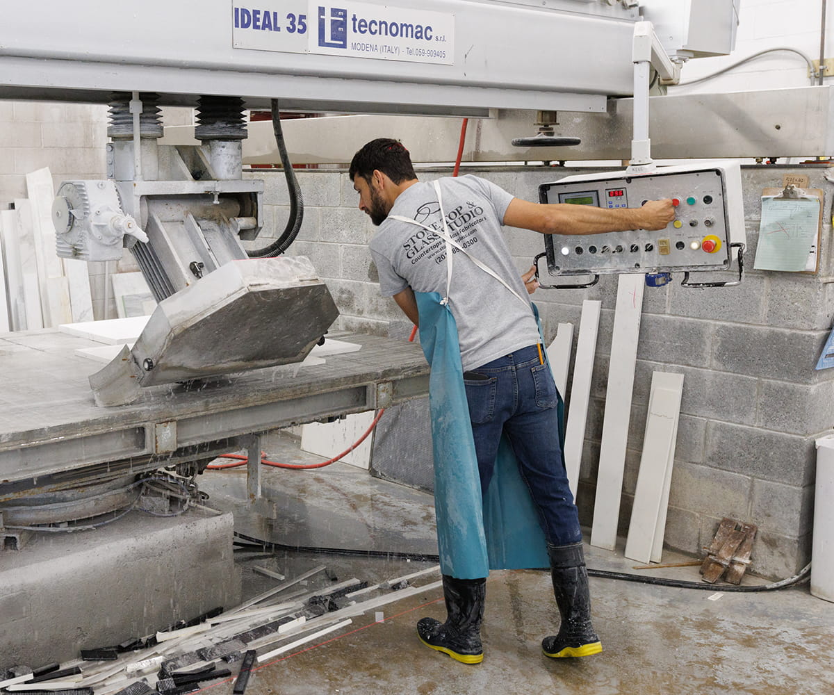 Visit our kitchen and bathroom countertop showroom in Fair Lawn, New Jersey